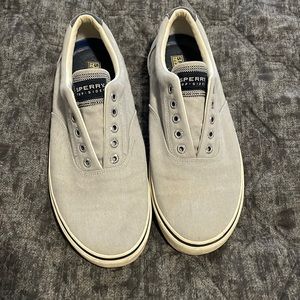 Men’s shoes